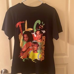 Black TLC graphic tee. Size: S